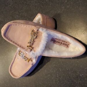 Juicy Couture NWT pink slipper shoes